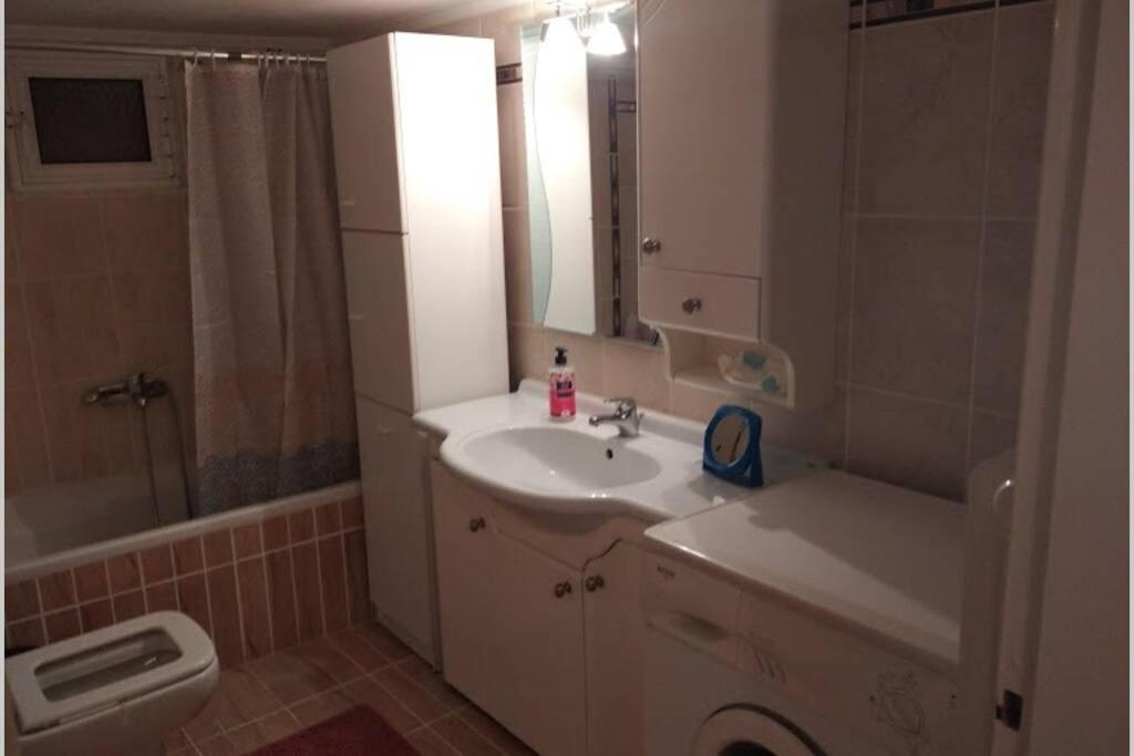 Debby'S Central Apartment カヴァラ エクステリア 写真