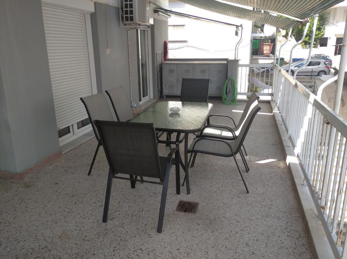 Debby'S Central Apartment カヴァラ エクステリア 写真