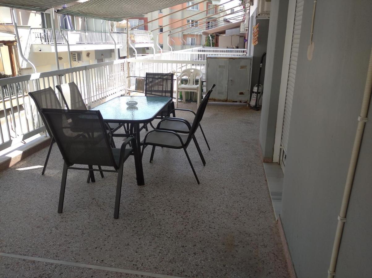 Debby'S Central Apartment カヴァラ エクステリア 写真