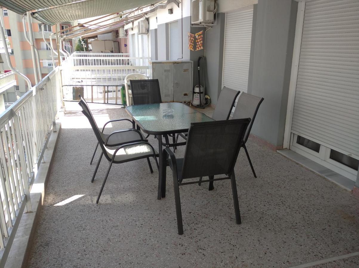 Debby'S Central Apartment カヴァラ エクステリア 写真